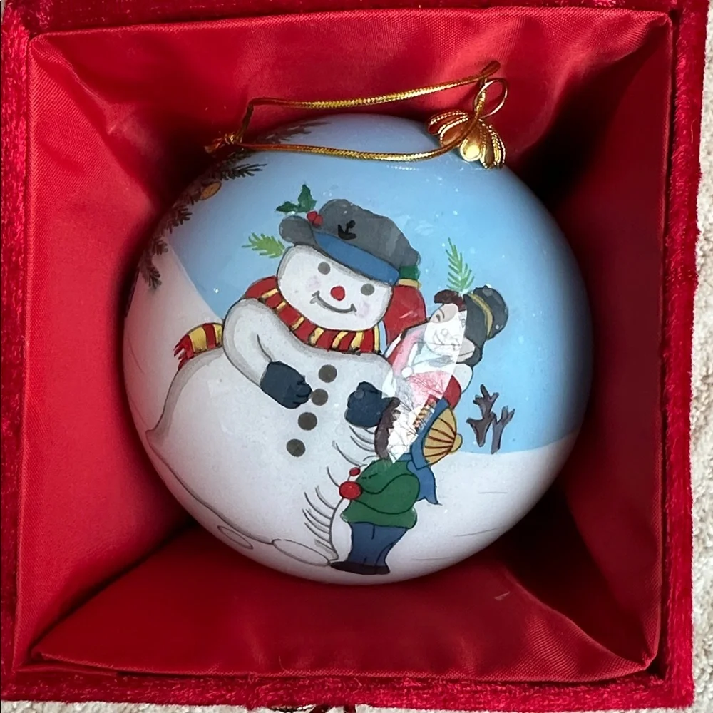 Li Bien Eglomise Ornament 1999 Children Snowman Sled Inside Hand Painted - Picture 11 of 16